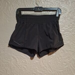 lululemon athletica Women's Black Athletic Shorts Size 6